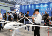 第27届高交会低空经济产业展览会，共同见证低空经济从概念走向现实的精彩跨越，携手开创万亿级市场的新蓝海。_低空经济产业展